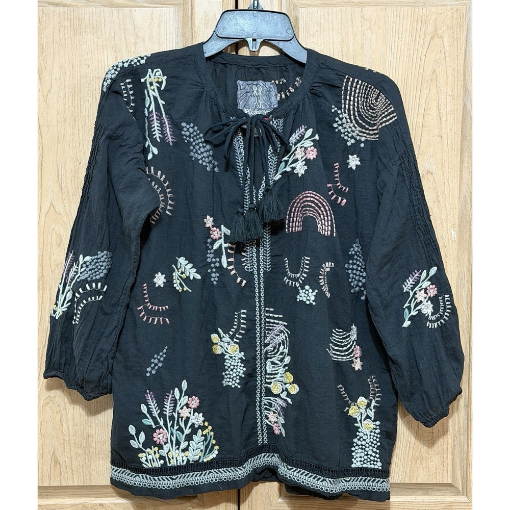 Johnny Was Pete & Greta Tunic Blouse XS Black Embroidered Floral Bohemian Fairy